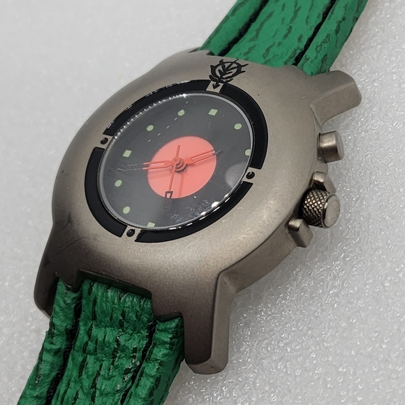 Gundam Titanium Shark Leather LImited MS-06F ZAKU II JDM Green Silver Red Watch - Picture 8 of 10